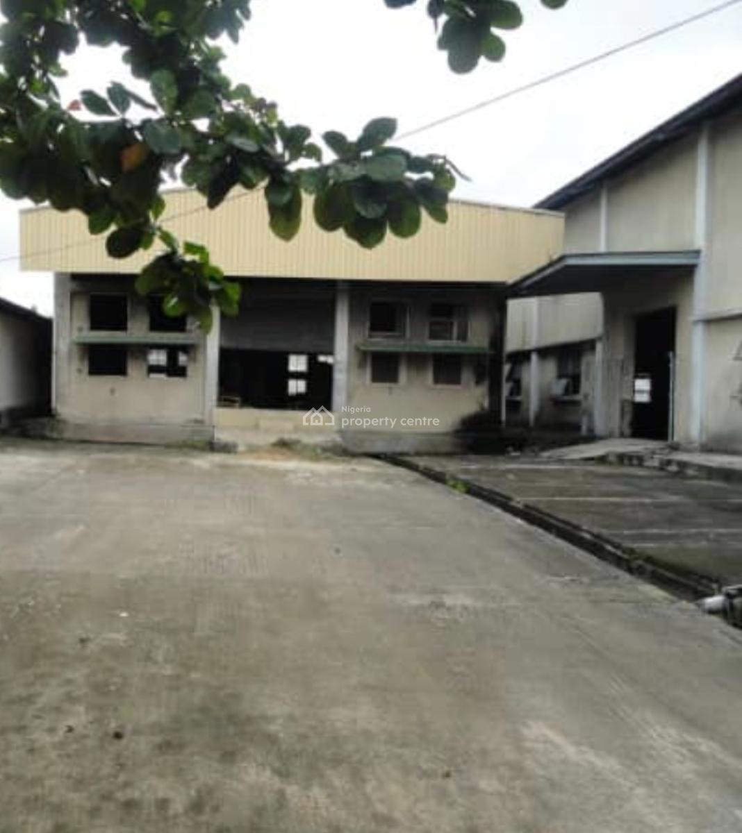 Govt Approved Warehouses Strategically Located, Off Erick Moore Road, Surulere, Lagos, Warehouse for Sale