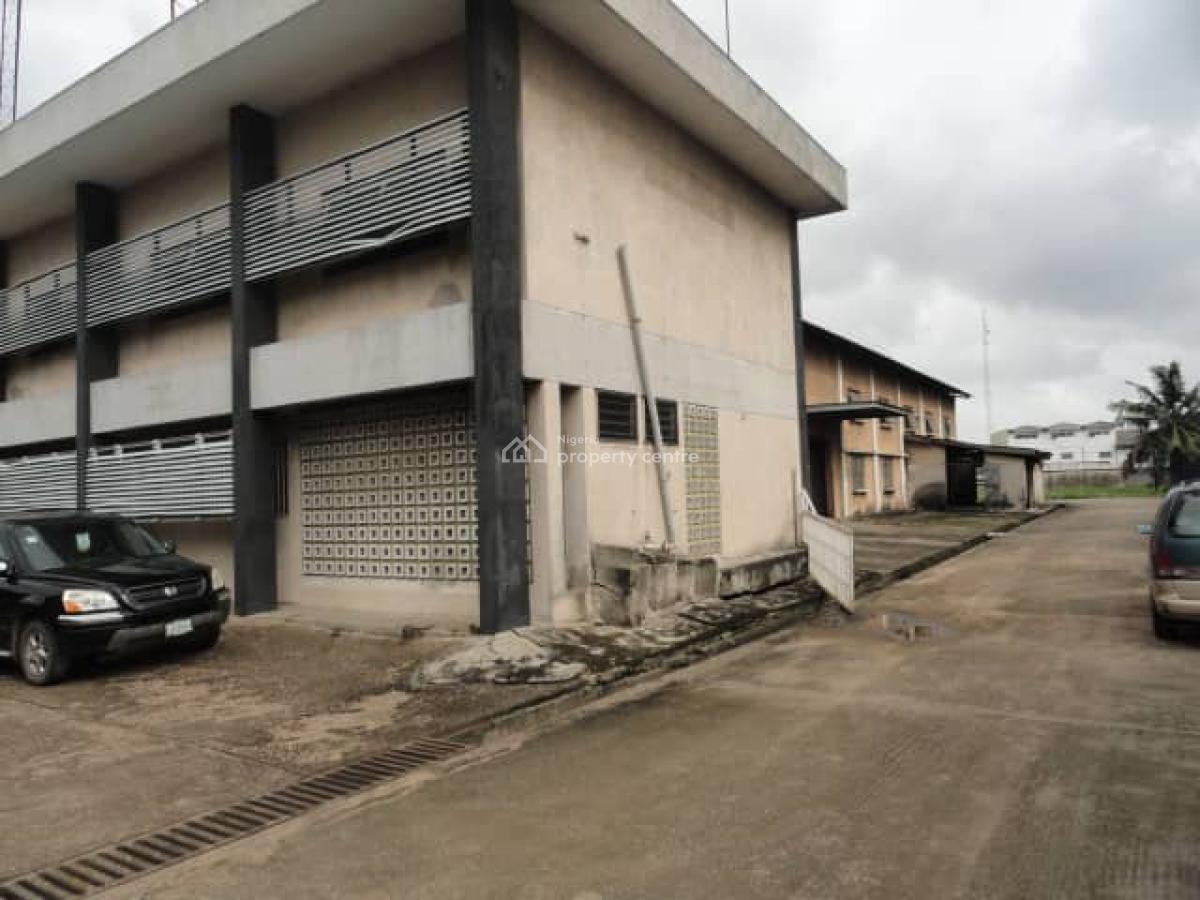 Govt Approved Warehouses Strategically Located, Off Erick Moore Road, Surulere, Lagos, Warehouse for Sale