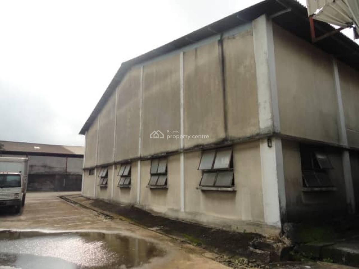 Govt Approved Warehouses Strategically Located, Off Erick Moore Road, Surulere, Lagos, Warehouse for Sale