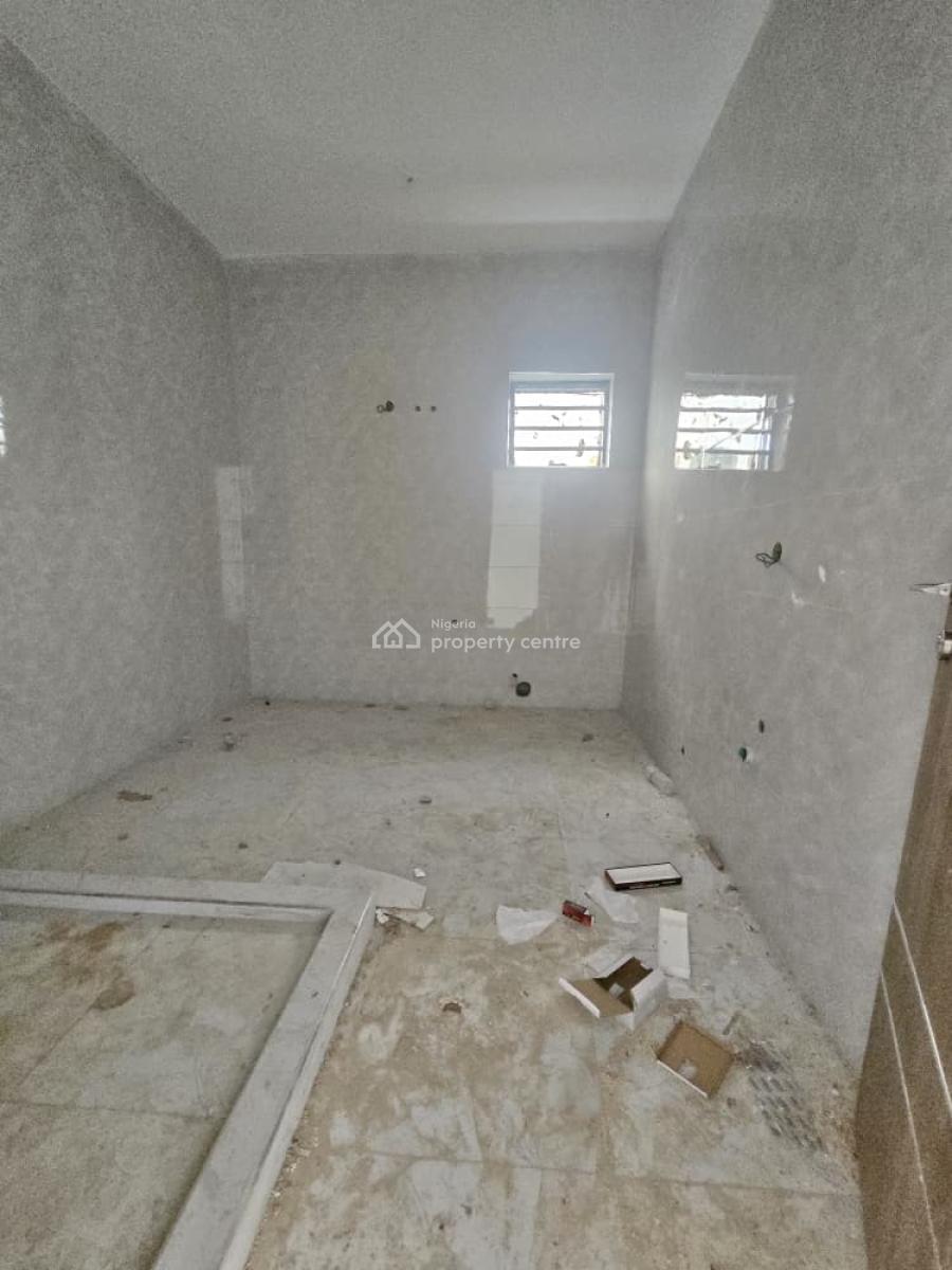 Contemporary 4-bedroom Semi-detached Duplex with Bq, Gbagada, Lagos, Semi-detached Duplex for Sale