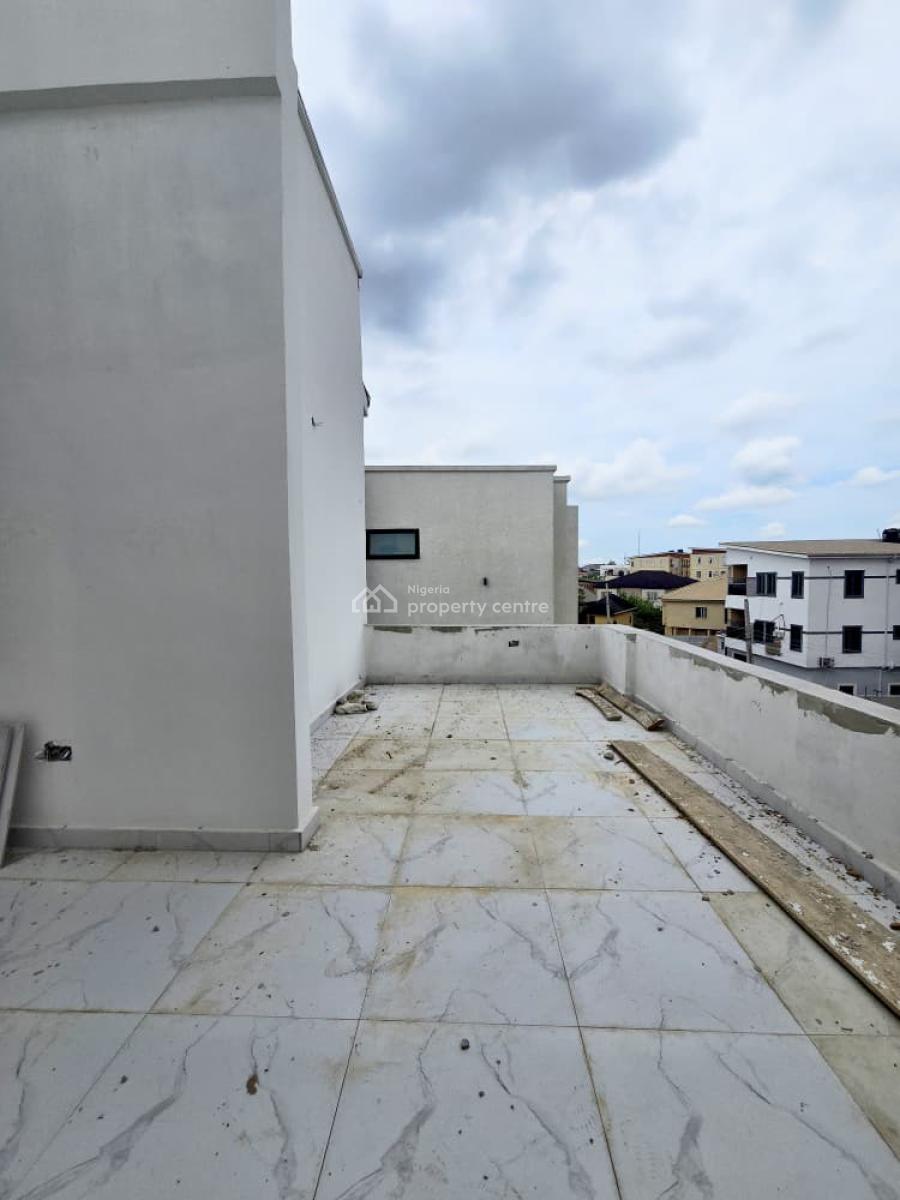 Contemporary 4-bedroom Semi-detached Duplex with Bq, Gbagada, Lagos, Semi-detached Duplex for Sale