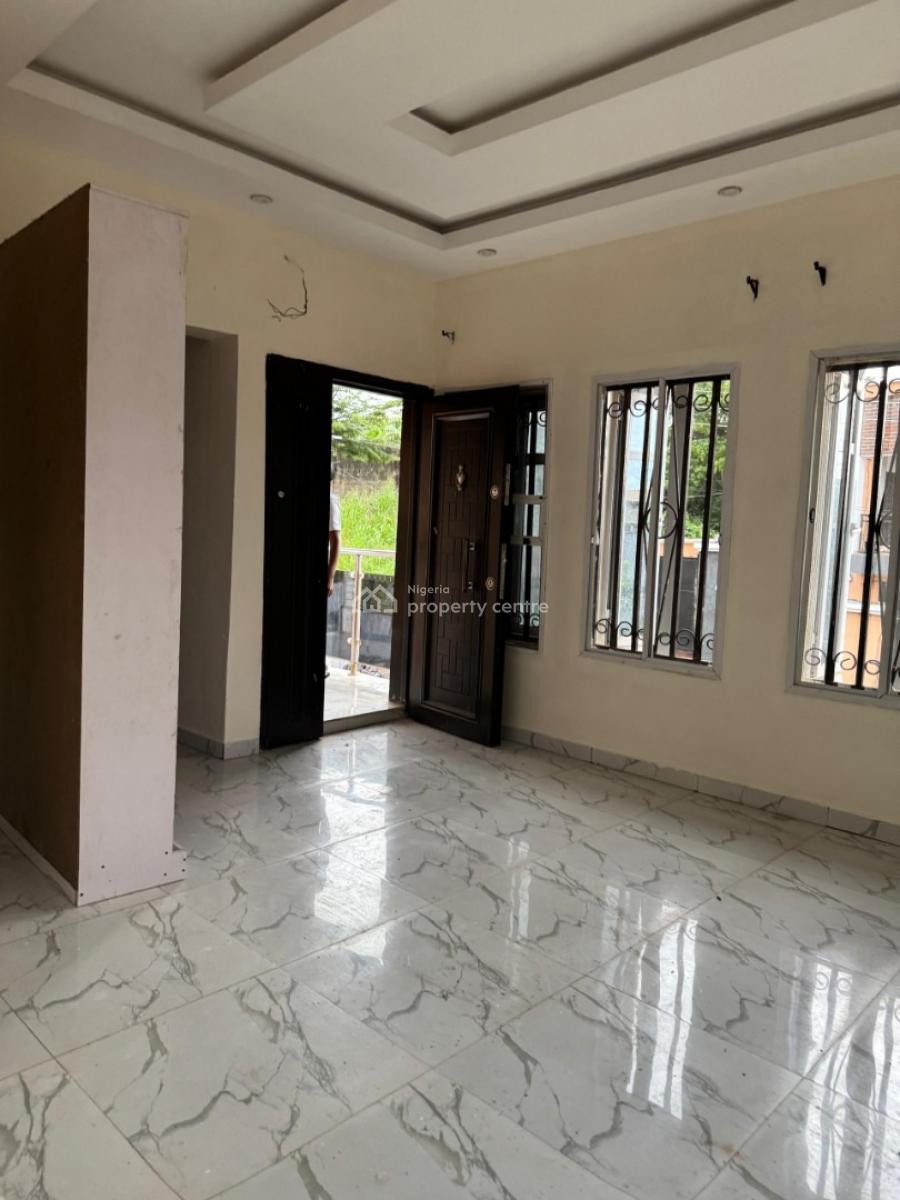 Lovely and Standard 3 Bedrm  Flat with Inverter at Magboro, Magboro Via Ojodu Berger, Magboro, Ogun, Flat / Apartment for Rent