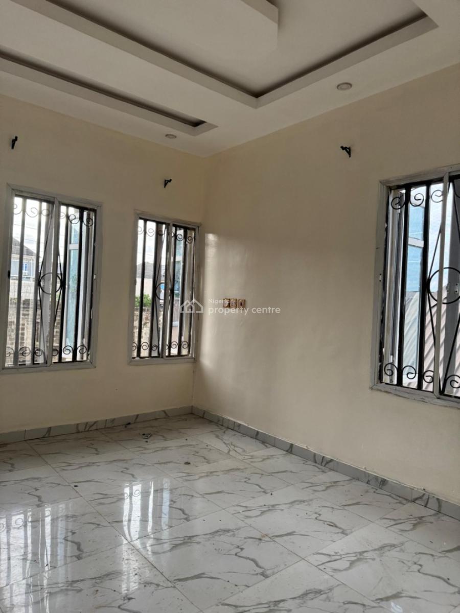 Lovely and Standard 3 Bedrm  Flat with Inverter at Magboro, Magboro Via Ojodu Berger, Magboro, Ogun, Flat / Apartment for Rent