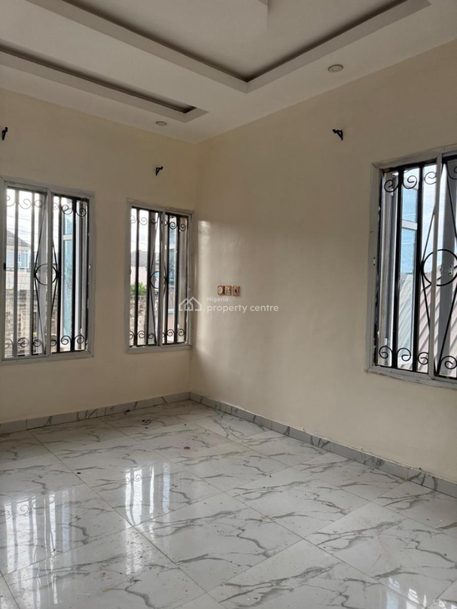 Lovely and Standard 3 Bedrm  Flat with Inverter at Magboro, Magboro Via Ojodu Berger, Magboro, Ogun, Flat / Apartment for Rent