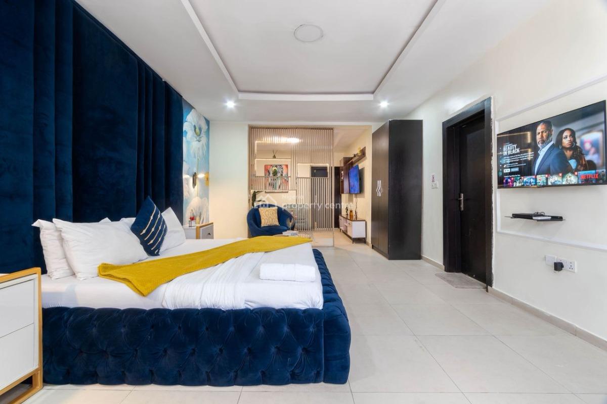 Luxury 4 Bedroom Duplex with Housekeeping and Gymnasium, Swimming Pool,snooker,wifi and Netflix, Ikate Elegushi, Lekki, Lagos, Flat / Apartment Short Let