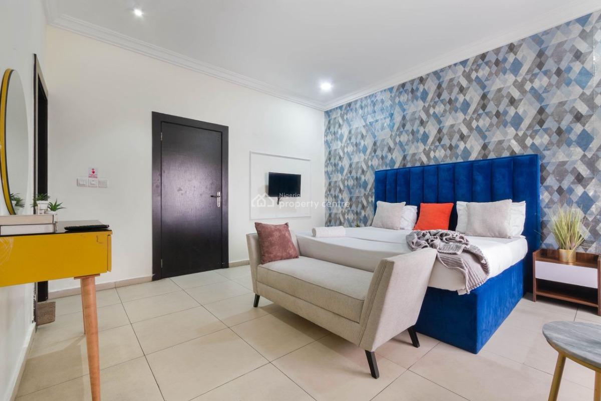 Luxury 4 Bedroom Duplex with Housekeeping and Gymnasium, Swimming Pool,snooker,wifi and Netflix, Ikate Elegushi, Lekki, Lagos, Flat / Apartment Short Let