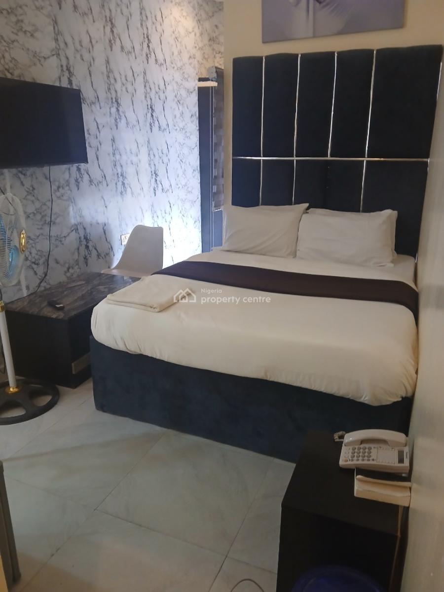 Fully Furnished and Service Studio Apartment, Oniru, Victoria Island (vi), Lagos, Self Contain (single Rooms) for Rent