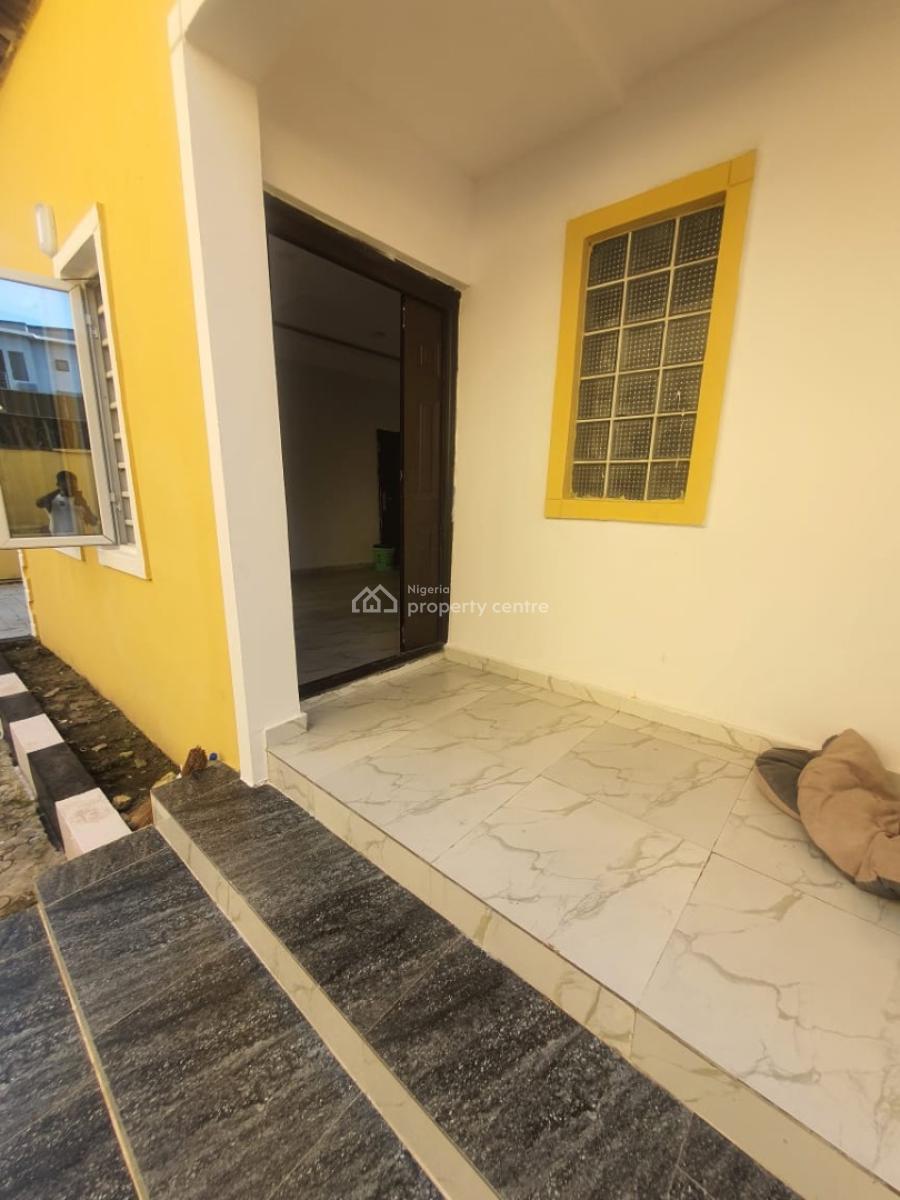 Massive One Bedroom and Parlor Mini-flat Self-compound (well-ensuited), Salem, Ikate, Lekki, Lagos, Mini Flat (room and Parlour) for Rent