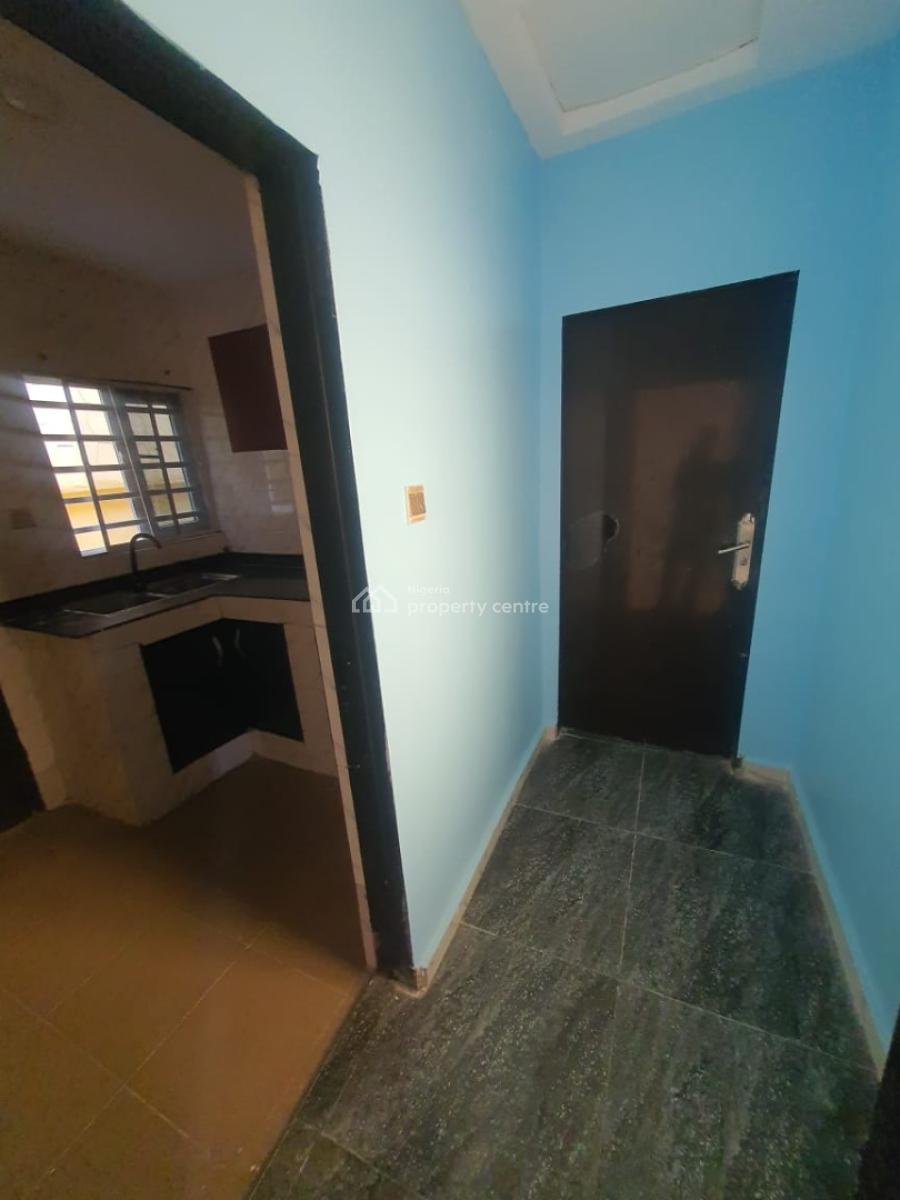 Massive One Bedroom and Parlor Mini-flat Self-compound (well-ensuited), Salem, Ikate, Lekki, Lagos, Mini Flat (room and Parlour) for Rent