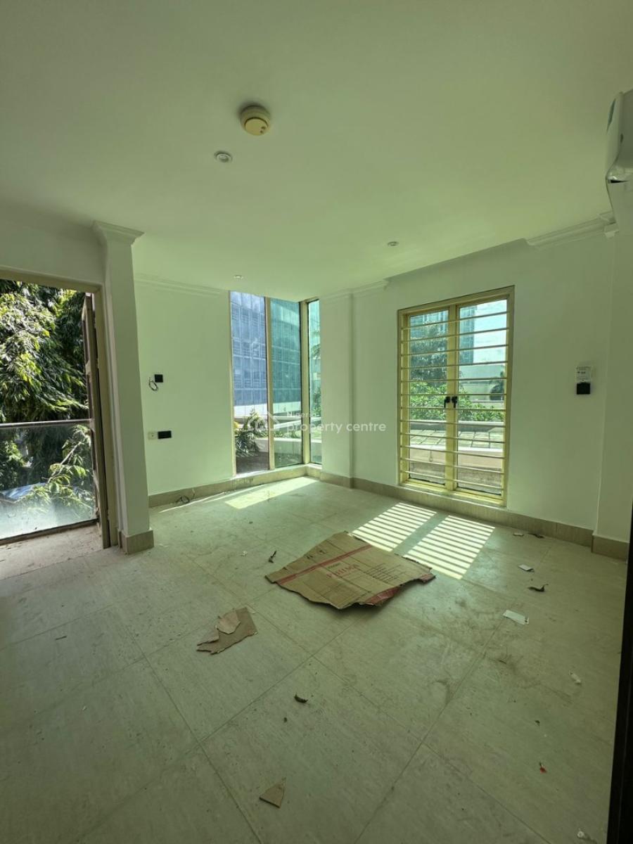 Spacious Newly Renovated 3-bedroom Maisonette Apartment with Bq, Ikoyi, Lagos, Flat / Apartment for Rent