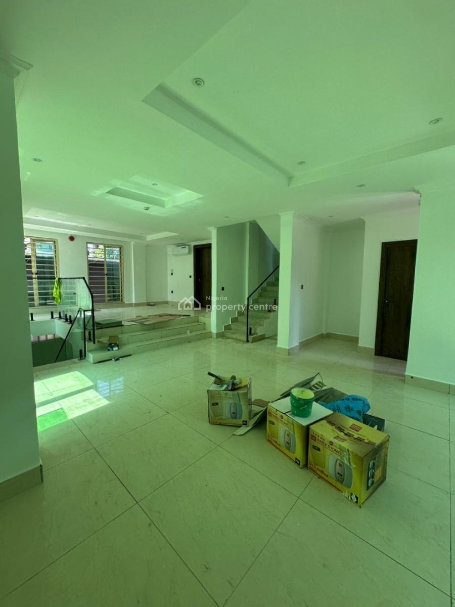 Spacious Newly Renovated 3-bedroom Maisonette Apartment with Bq, Ikoyi, Lagos, Flat / Apartment for Rent