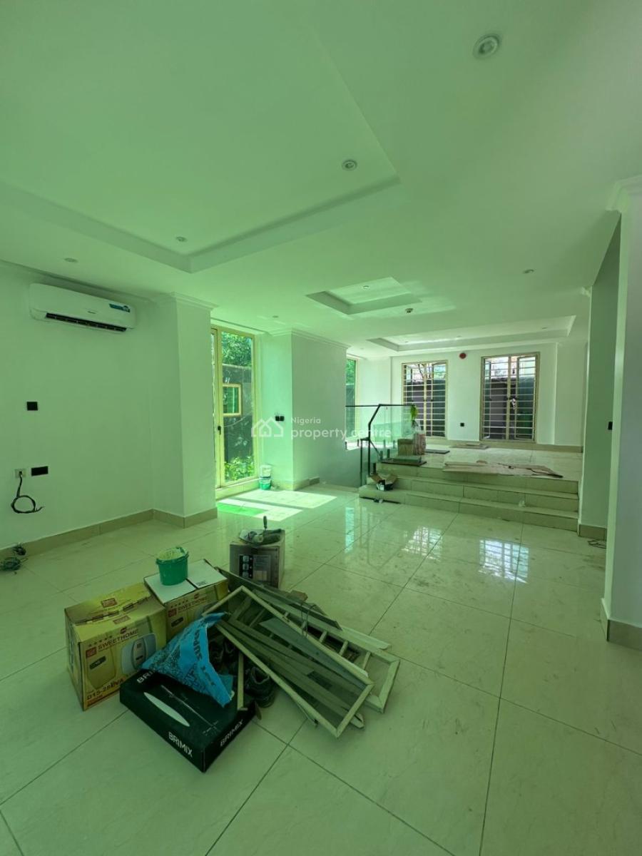 Spacious Newly Renovated 3-bedroom Maisonette Apartment with Bq, Ikoyi, Lagos, Flat / Apartment for Rent