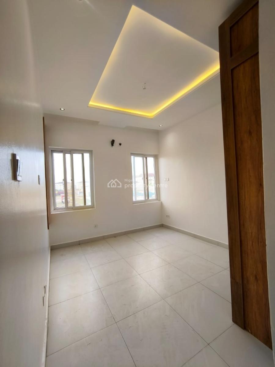 Newly Built 3 Bedroom Apartment, Western Foreshore Osapa, Lekki, Lagos, Flat / Apartment for Rent