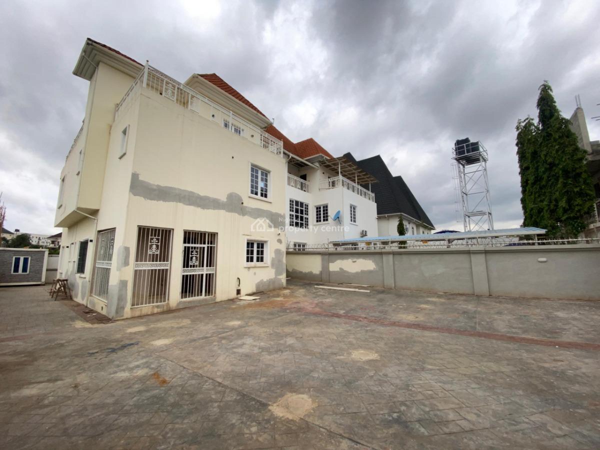 5 Bedroom Semi-detached Duplex with Bq, Wuye, Abuja, Semi-detached Duplex for Sale