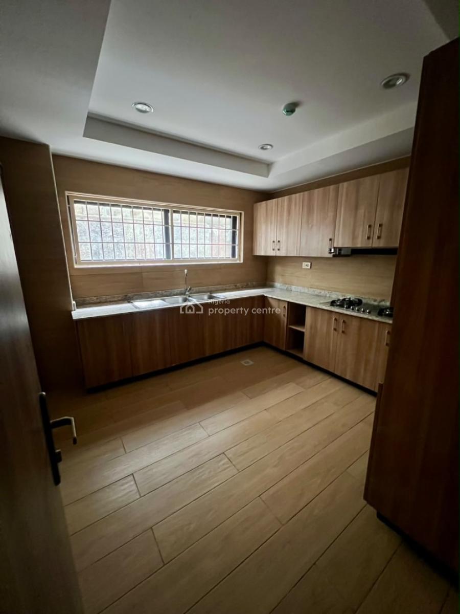 Luxury Three Bedroom Apartment with Bq, Asokoro District, Abuja, Flat / Apartment for Rent