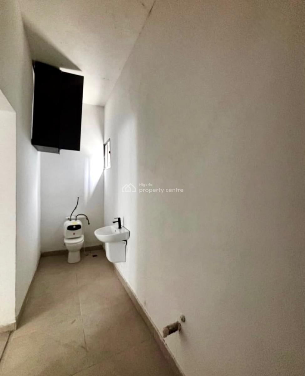 Spacious 2 Bedroom Serviced Apartment with Swimming Pool, Ikate Lekki, Lekki, Lagos, Flat / Apartment for Rent