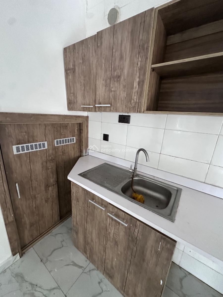 Spacious Room and Parlor, Davies Court Lekki, Ologolo, Lekki, Lagos, Mini Flat (room and Parlour) for Rent