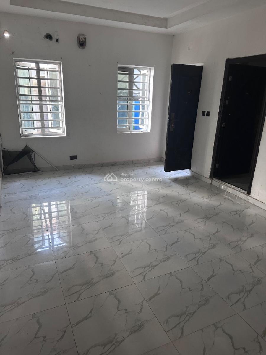 Massive Room and Parlor, Davies Court, Ologolo, Lekki, Lagos, Mini Flat (room and Parlour) for Rent