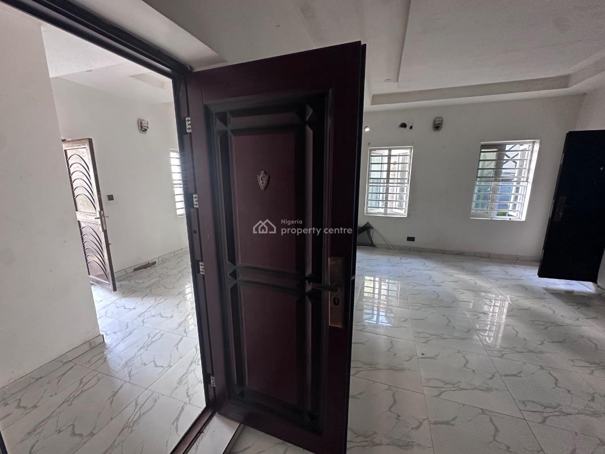 Massive Room and Parlor, Davies Court, Ologolo, Lekki, Lagos, Mini Flat (room and Parlour) for Rent