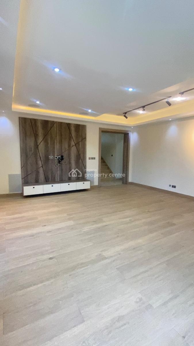 Automated and Well-fitted Sem-furnished Five Bedroom Duplex, Asokoro District, Abuja, Terraced Duplex for Sale