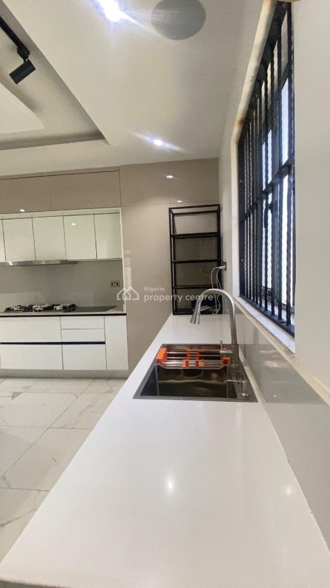 Automated and Well-fitted Sem-furnished Five Bedroom Duplex, Asokoro District, Abuja, Terraced Duplex for Sale