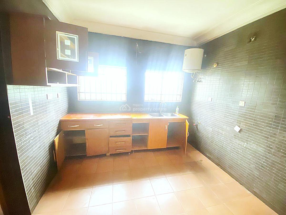 Lovely 3 Bedroom Apartment, Lekki Phase 1, Lekki, Lagos, Flat / Apartment for Rent