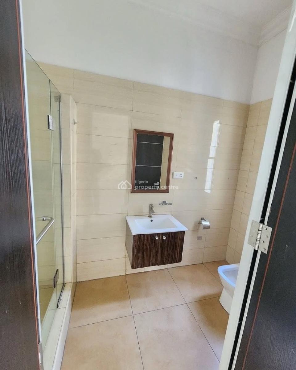 Lovely 5 Bedroom Duplex, Lekki Phase 1, Lekki, Lagos, Terraced Duplex for Rent