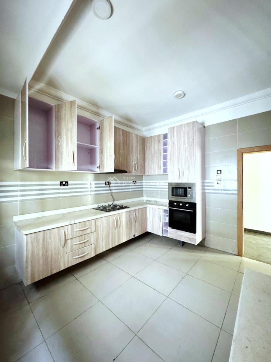 Spacious 3 Bedroom Duplex, Lekki Phase 1, Lekki, Lagos, Terraced Duplex for Sale