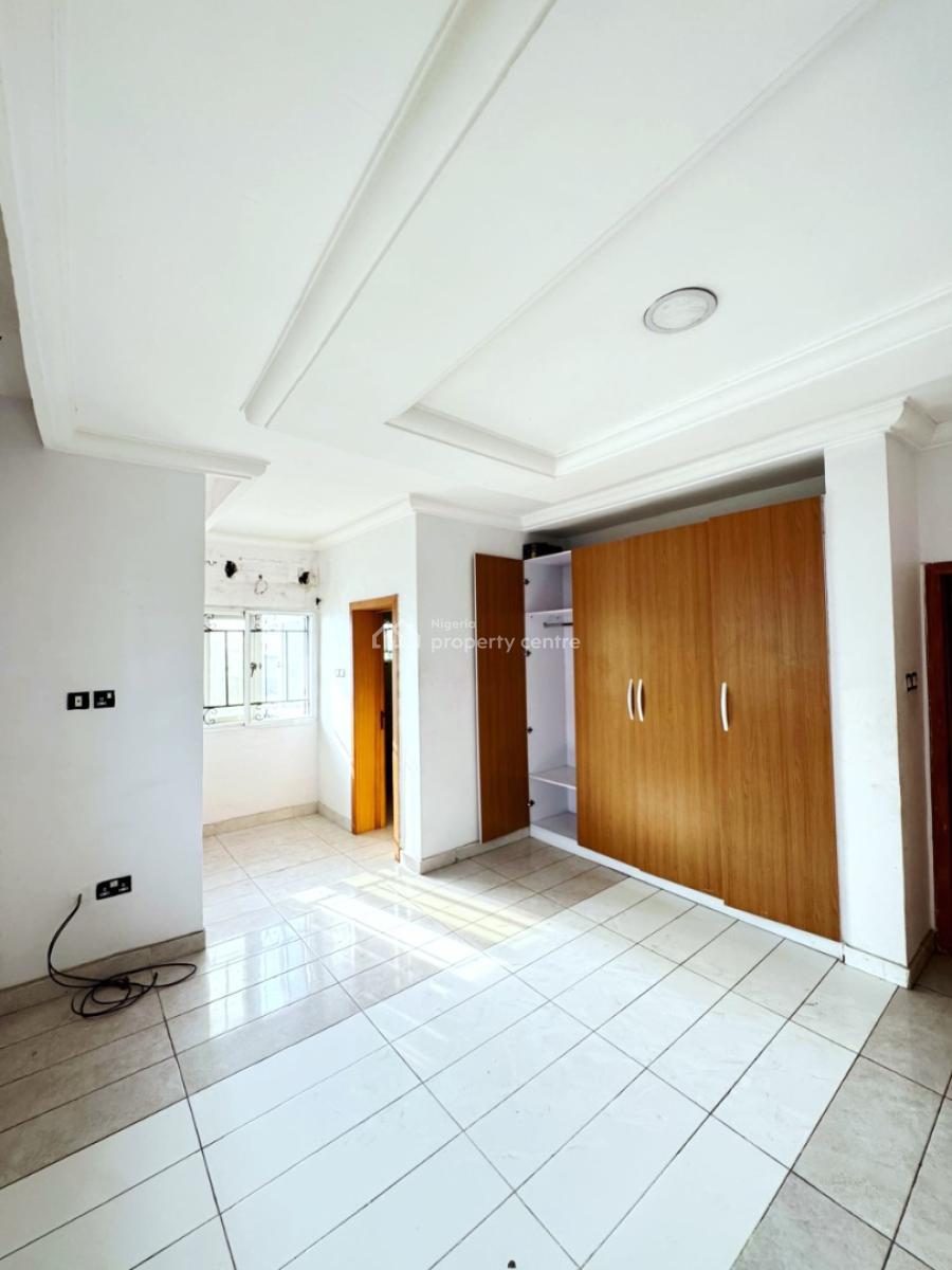 Spacious 3 Bedroom Duplex, Lekki Phase 1, Lekki, Lagos, Terraced Duplex for Sale