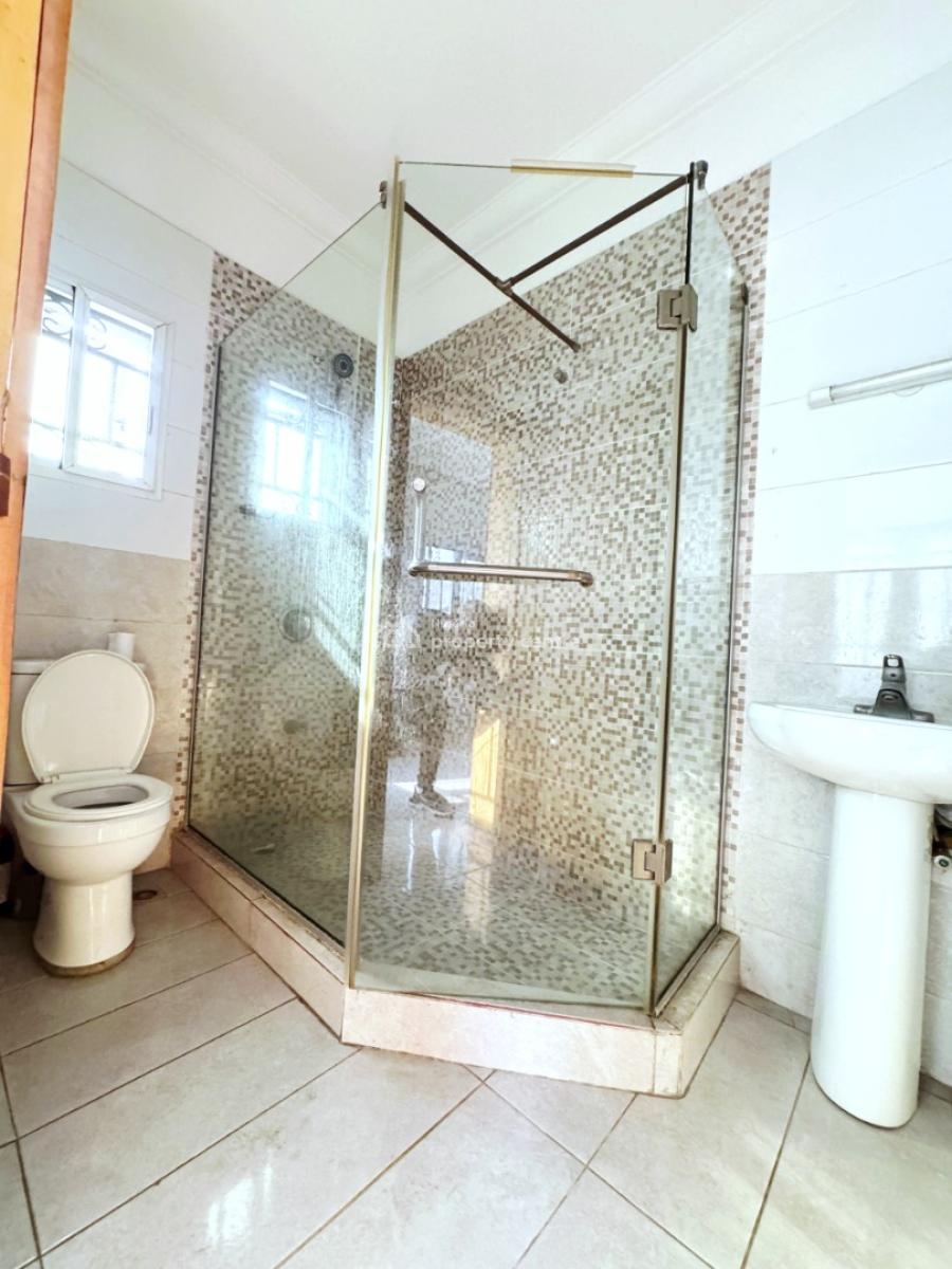 Spacious 3 Bedroom Duplex, Lekki Phase 1, Lekki, Lagos, Terraced Duplex for Sale