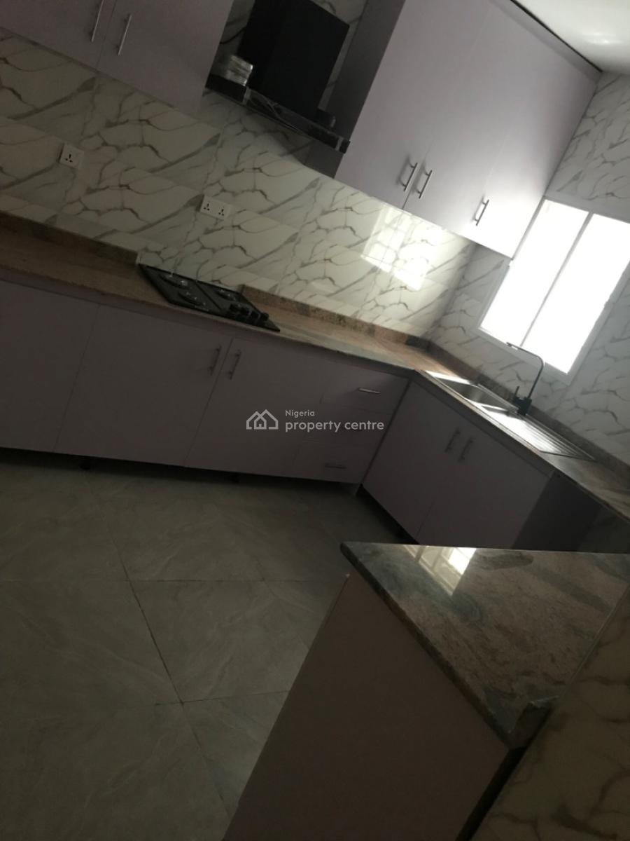 a Service 2 Bedroom Apartment at Lekki, Lagos., Cyberville Estate, Ikate, Lekki, Lagos, Flat / Apartment for Rent