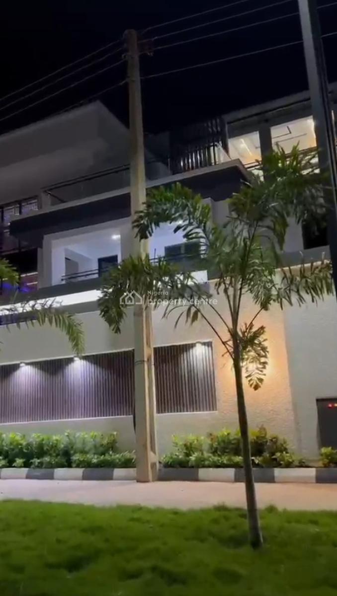 9  Bedroom Mansion with Swimming Pool., Guzape District, Abuja, Detached Duplex for Sale