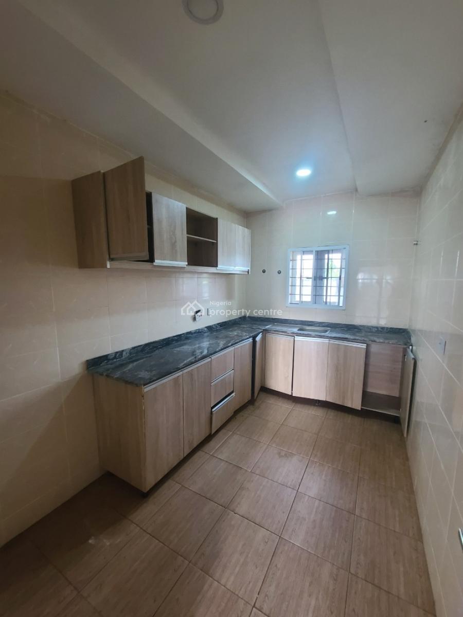 3bedroom Flat Upstairs with Prepaid Meter, Abijo After Shangotedo, Abijo, Lekki, Lagos, Flat / Apartment for Rent