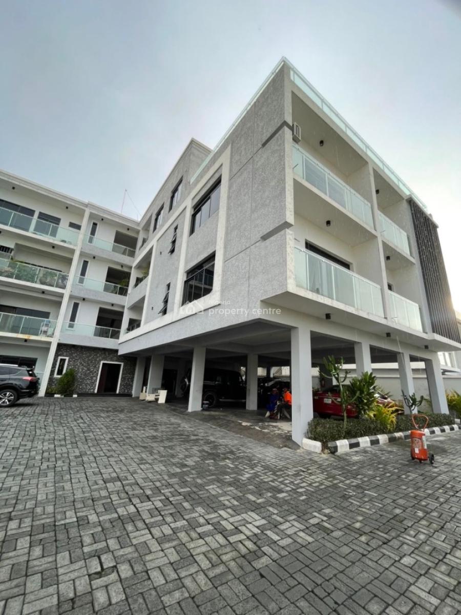 Spacious 3 Bedroom Apartment with Bq in a Secured and Serene Estate, Off Admiralty Way, Lekki Phase 1, Lekki, Lagos, Flat / Apartment for Rent