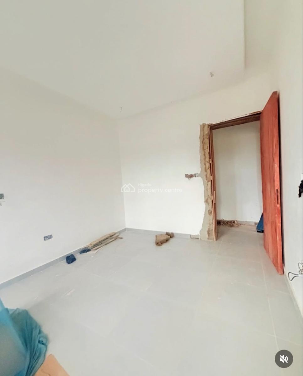 Nicely Built 3 Bedroom Apartment with Bq in a Prime Location, Maryland, Lagos, Block of Flats for Sale