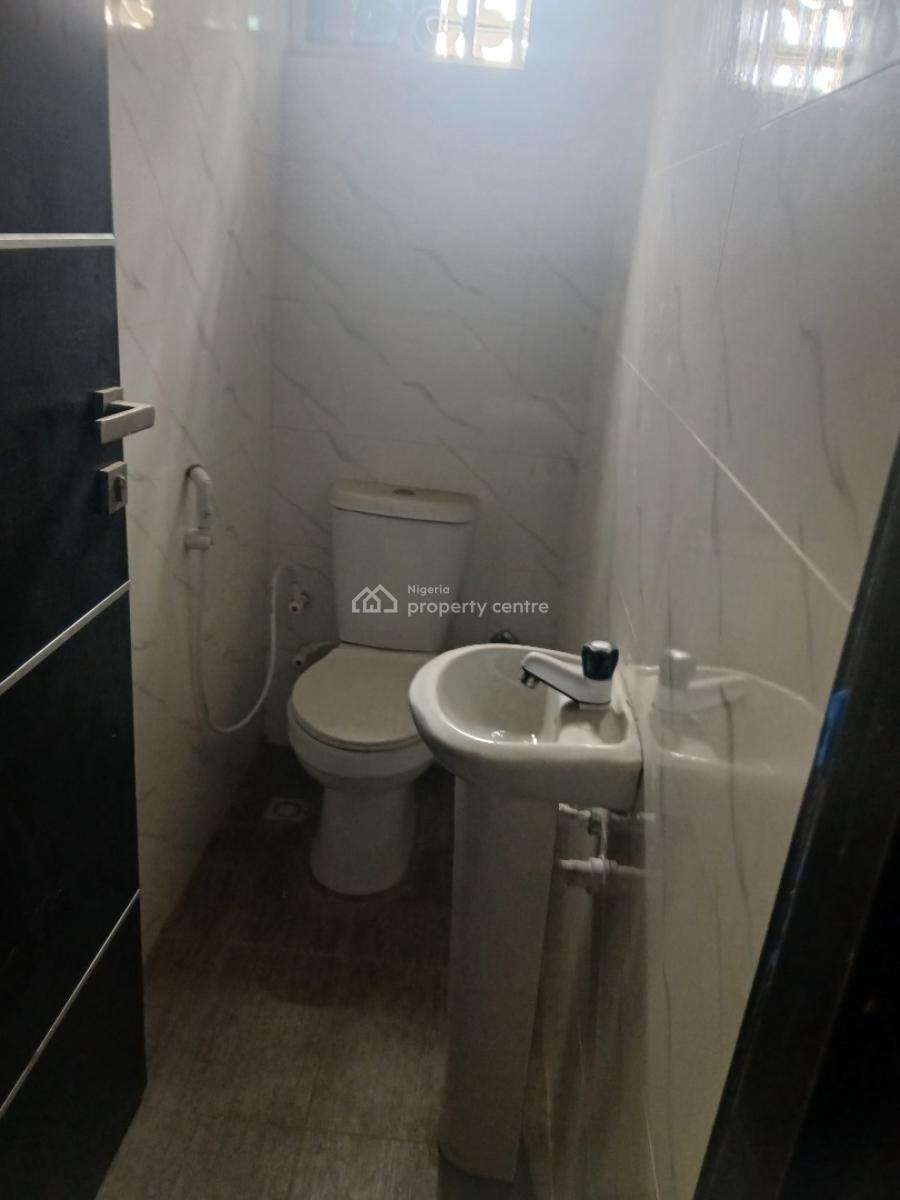 Newly Built Upstairs Open Space Office with Two Toilets, Lagos Island, Lagos, Office Space for Rent