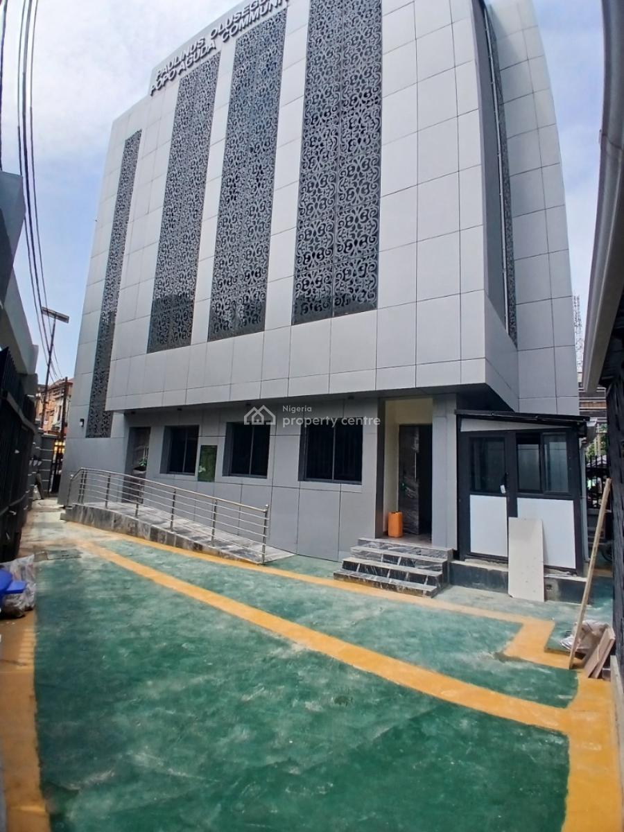 Newly Built Upstairs Open Space Office with Two Toilets, Lagos Island, Lagos, Office Space for Rent