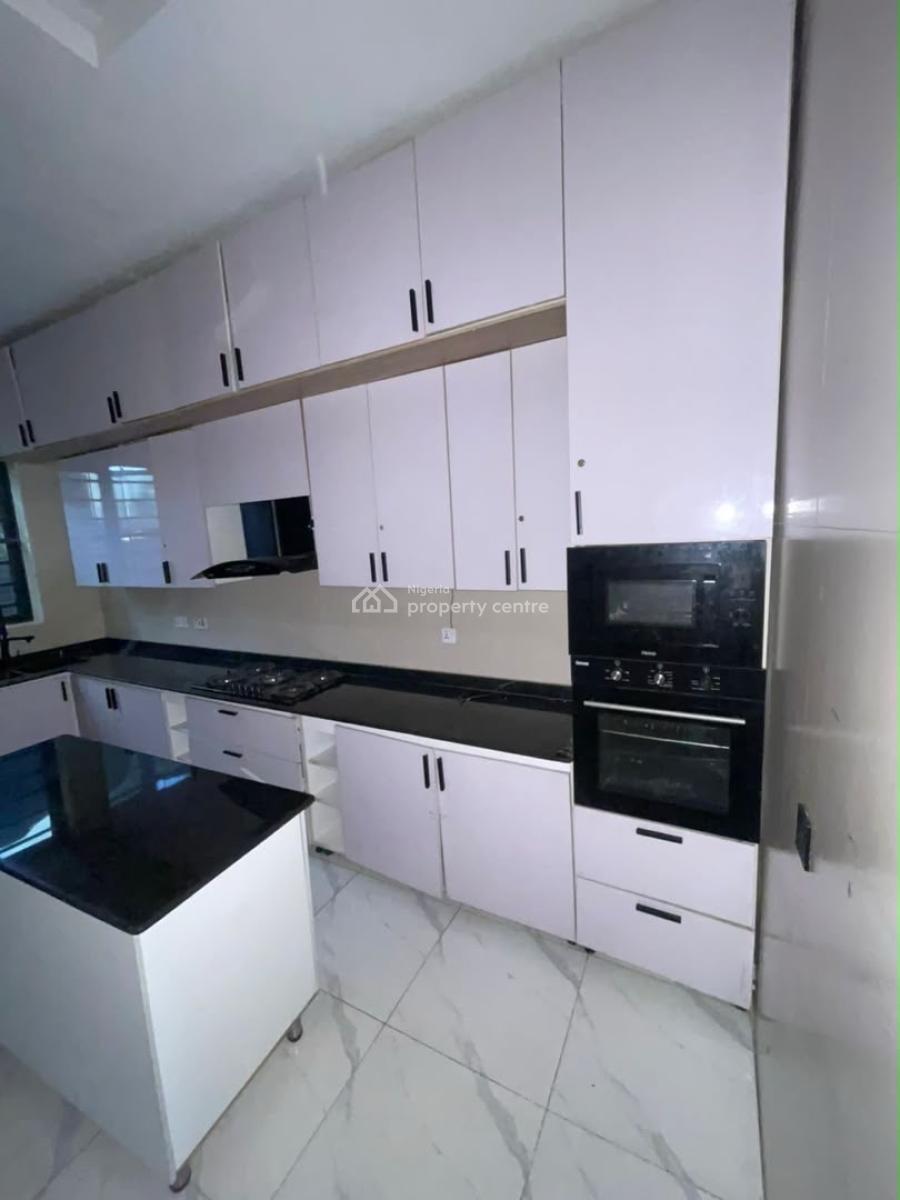 Spacious Mater Bedroom Room Self ,shared Only Kitchen, Orchid Road ,opposite Mega One Event Center Orchid, Lekki Phase 2, Lekki, Lagos, Self Contain (single Rooms) for Rent