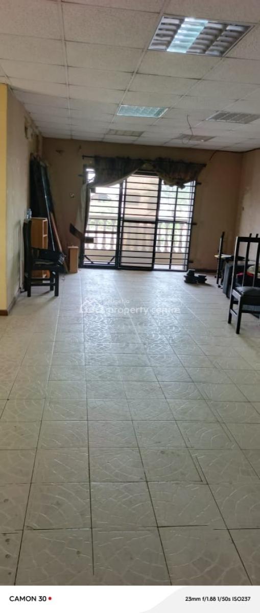 Premium and Strategic 5bedroom Detached House with Bq, Lekki Phase 1, Lekki, Lagos, Commercial Property for Rent