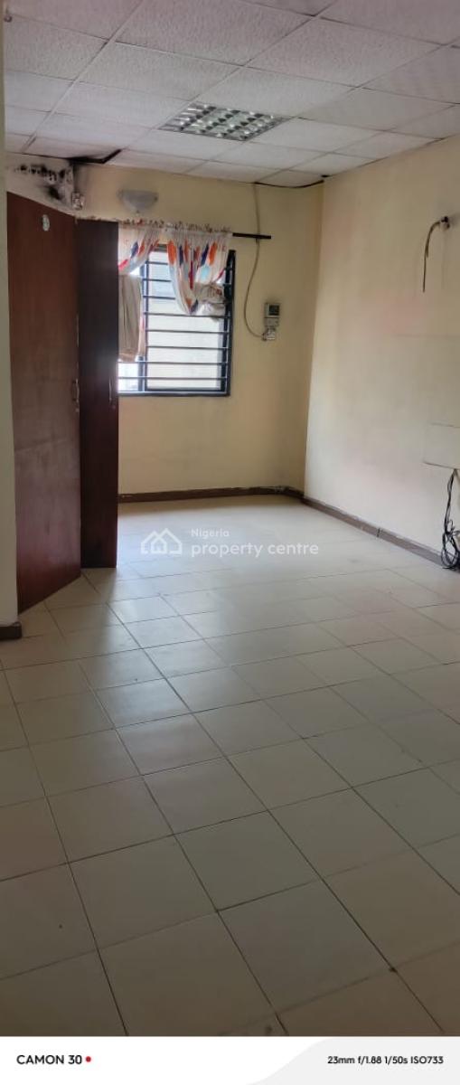 Premium and Strategic 5bedroom Detached House with Bq, Lekki Phase 1, Lekki, Lagos, Commercial Property for Rent