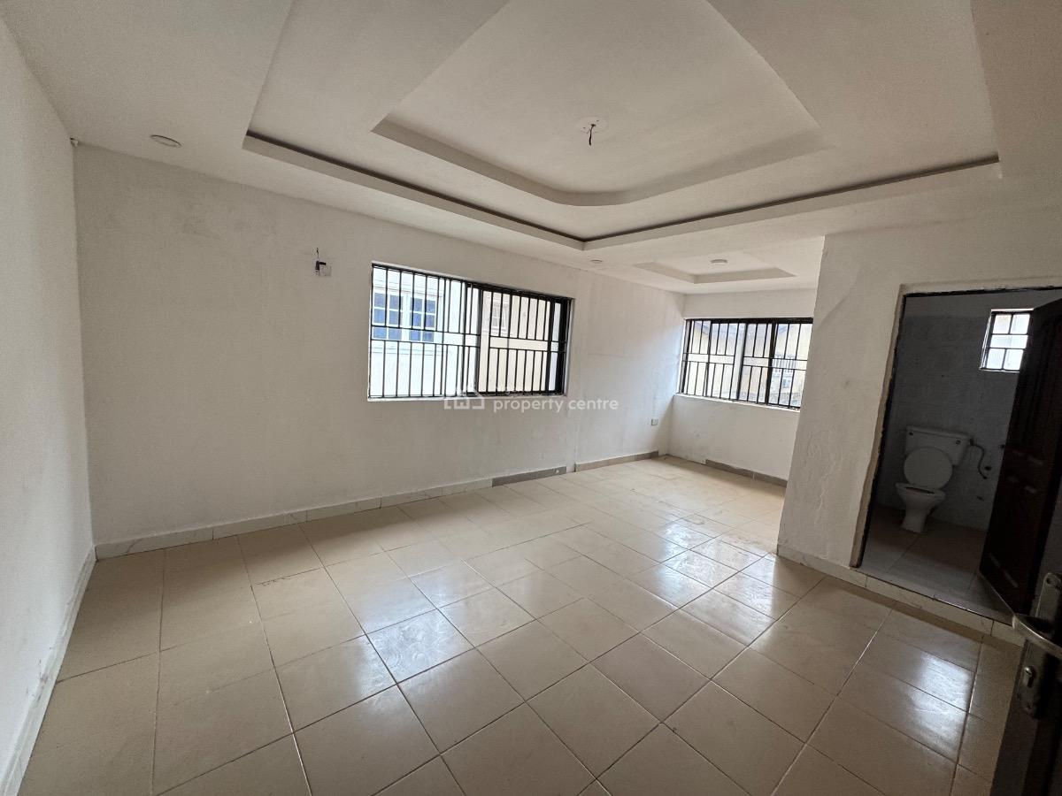 a Self Serviced 5 Bedroom Semi Detached Duplex with 3 Bq in Lekki 1., Lekki Phase 1., Lekki Phase 1, Lekki, Lagos, Semi-detached Duplex for Rent