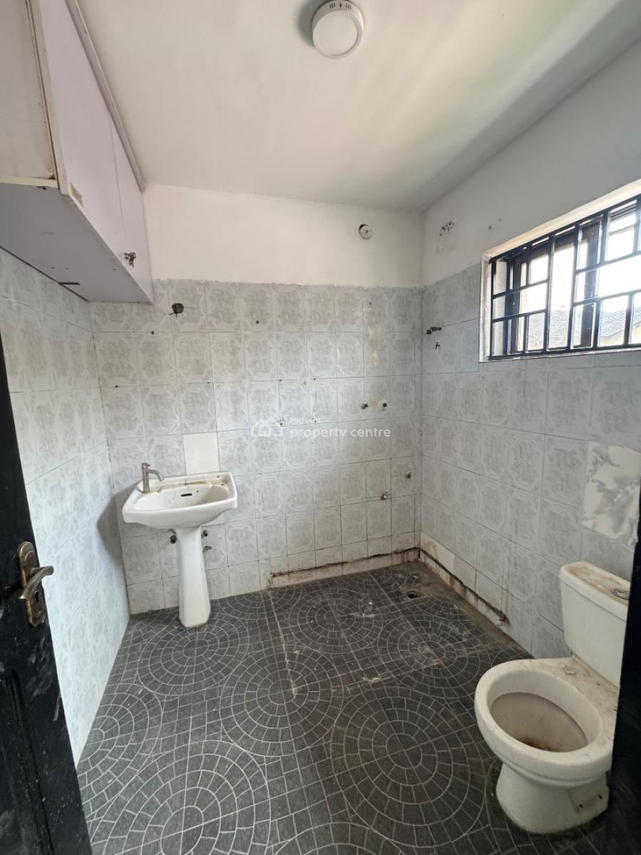 a Self Serviced 5 Bedroom Semi Detached Duplex with 3 Bq in Lekki 1., Lekki Phase 1., Lekki Phase 1, Lekki, Lagos, Semi-detached Duplex for Rent