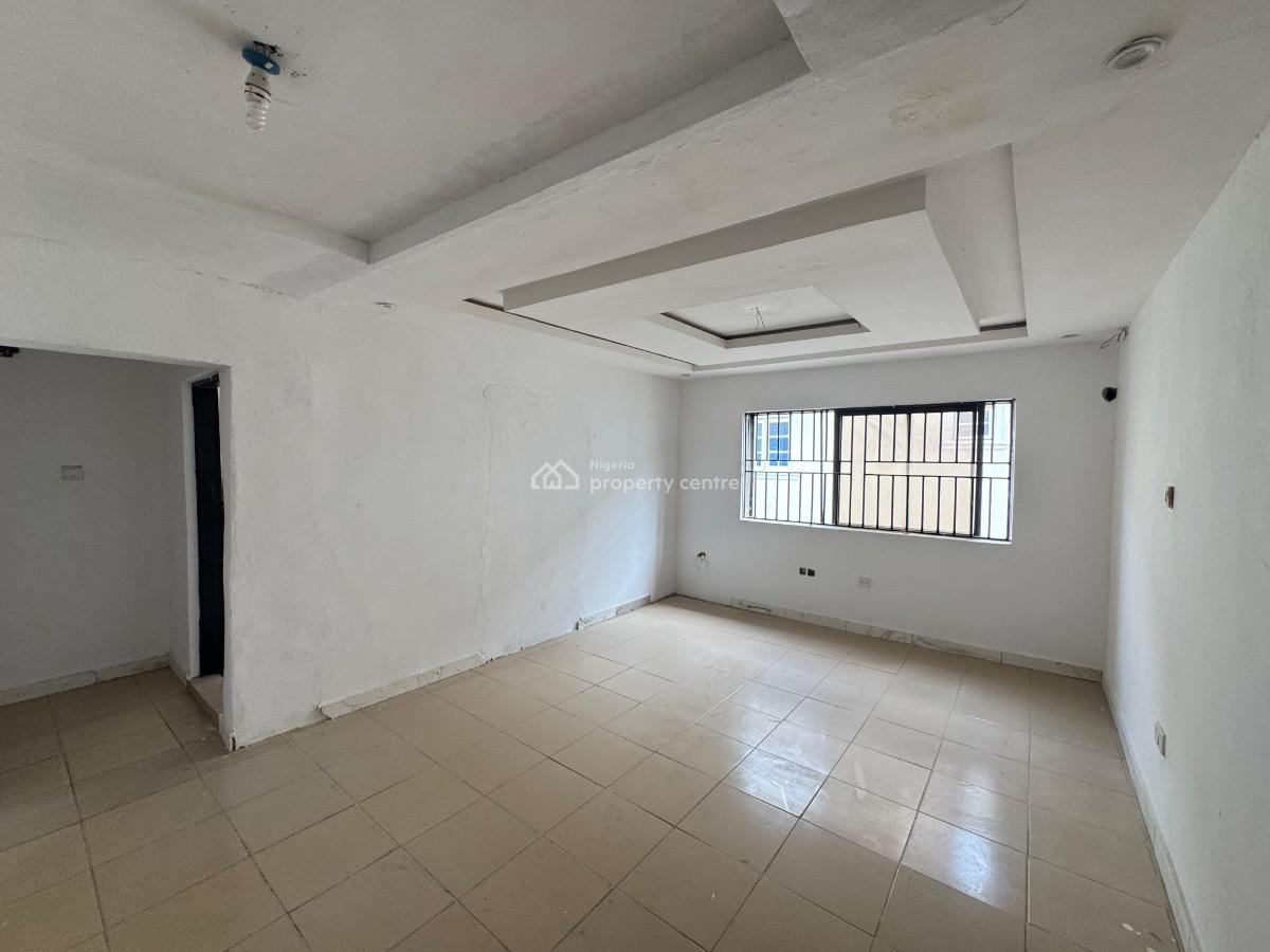 a Self Serviced 5 Bedroom Semi Detached Duplex with 3 Bq in Lekki 1., Lekki Phase 1., Lekki Phase 1, Lekki, Lagos, Semi-detached Duplex for Rent