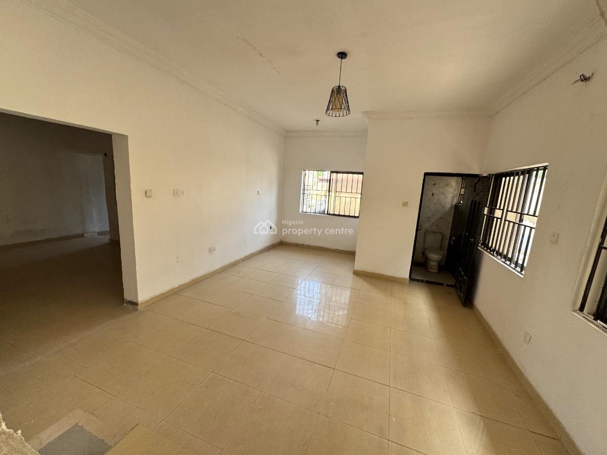 a Self Serviced 5 Bedroom Semi Detached Duplex with 3 Bq in Lekki 1., Lekki Phase 1., Lekki Phase 1, Lekki, Lagos, Semi-detached Duplex for Rent