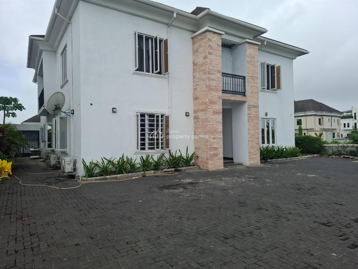 5-bedroom Detached House with Bq  Land Size: 600.390 Sqm, Lakeview Park 1, Opposite Vgc., Lekki, Lagos, Detached Duplex for Sale