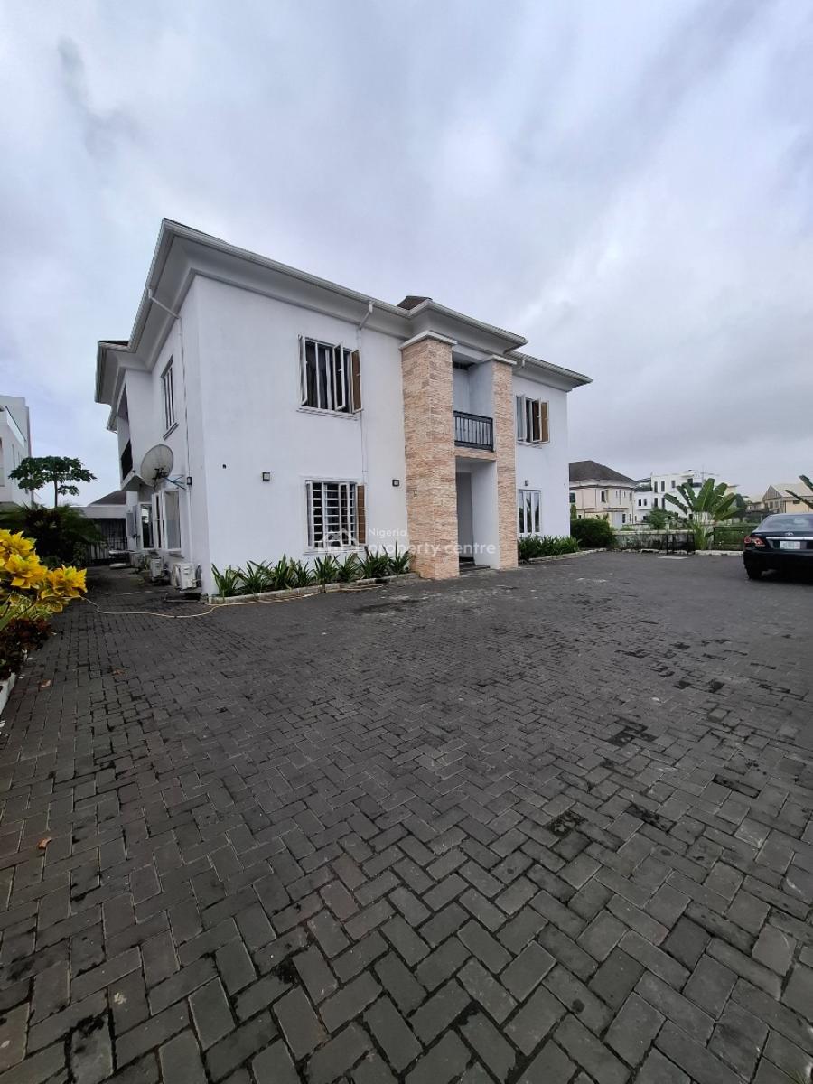 5-bedroom Detached House with Bq  Land Size: 600.390 Sqm, Lakeview Park 1, Opposite Vgc., Lekki, Lagos, Detached Duplex for Sale