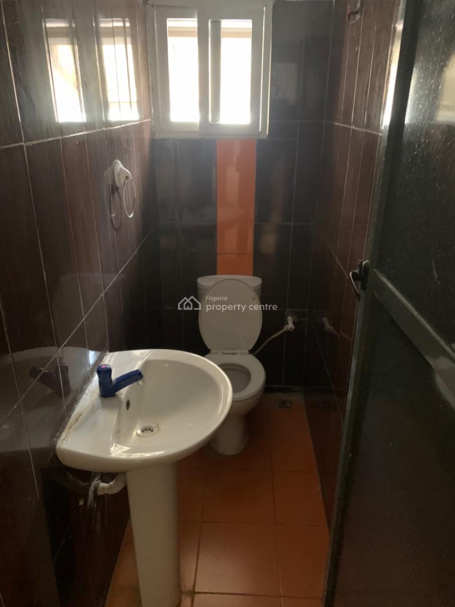 Luxury 3 Bedroom Apartment, Gra Phase 1, Magodo, Lagos, Flat / Apartment for Rent