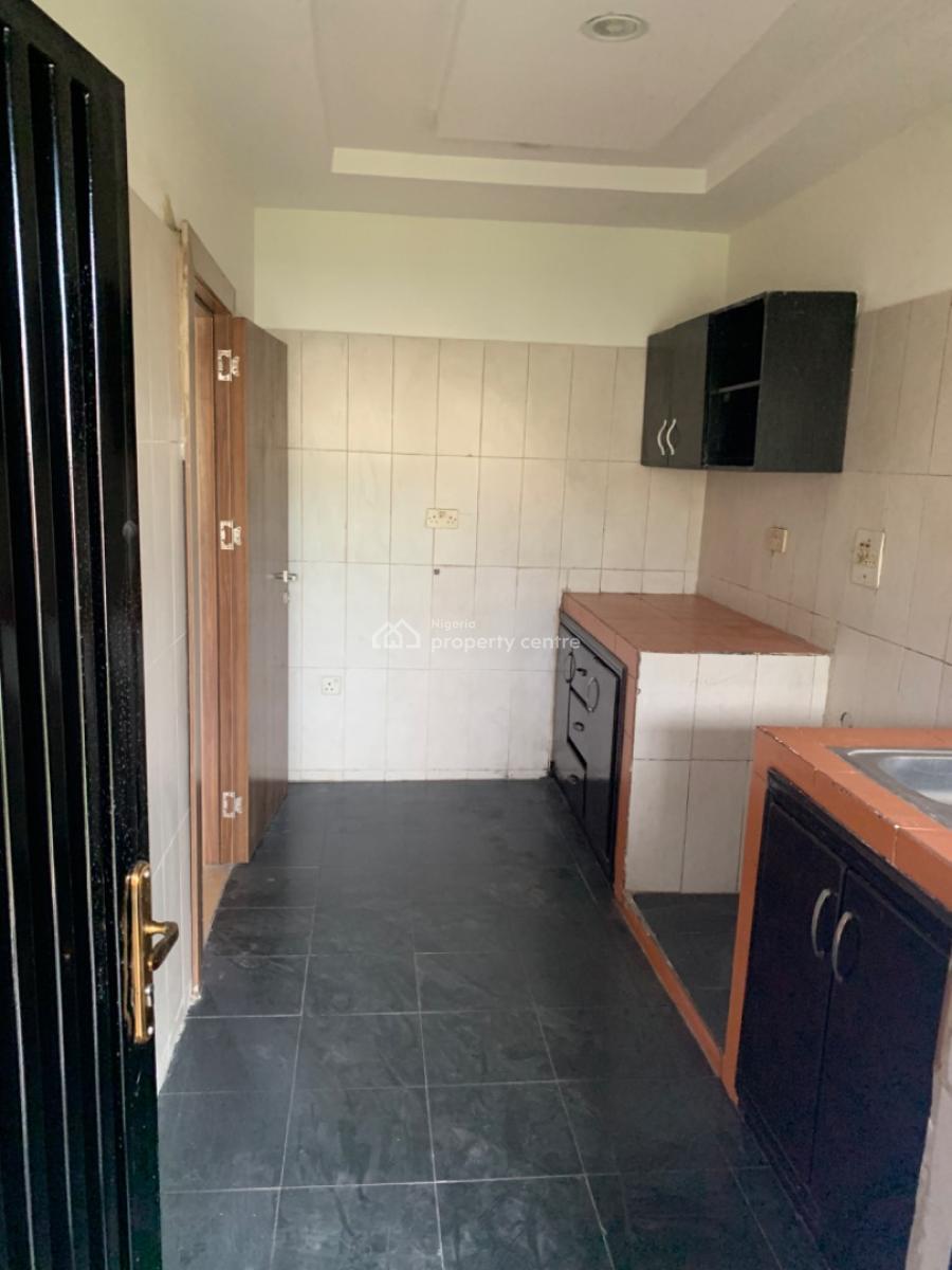 Luxury 3 Bedroom Apartment, Gra Phase 1, Magodo, Lagos, Flat / Apartment for Rent