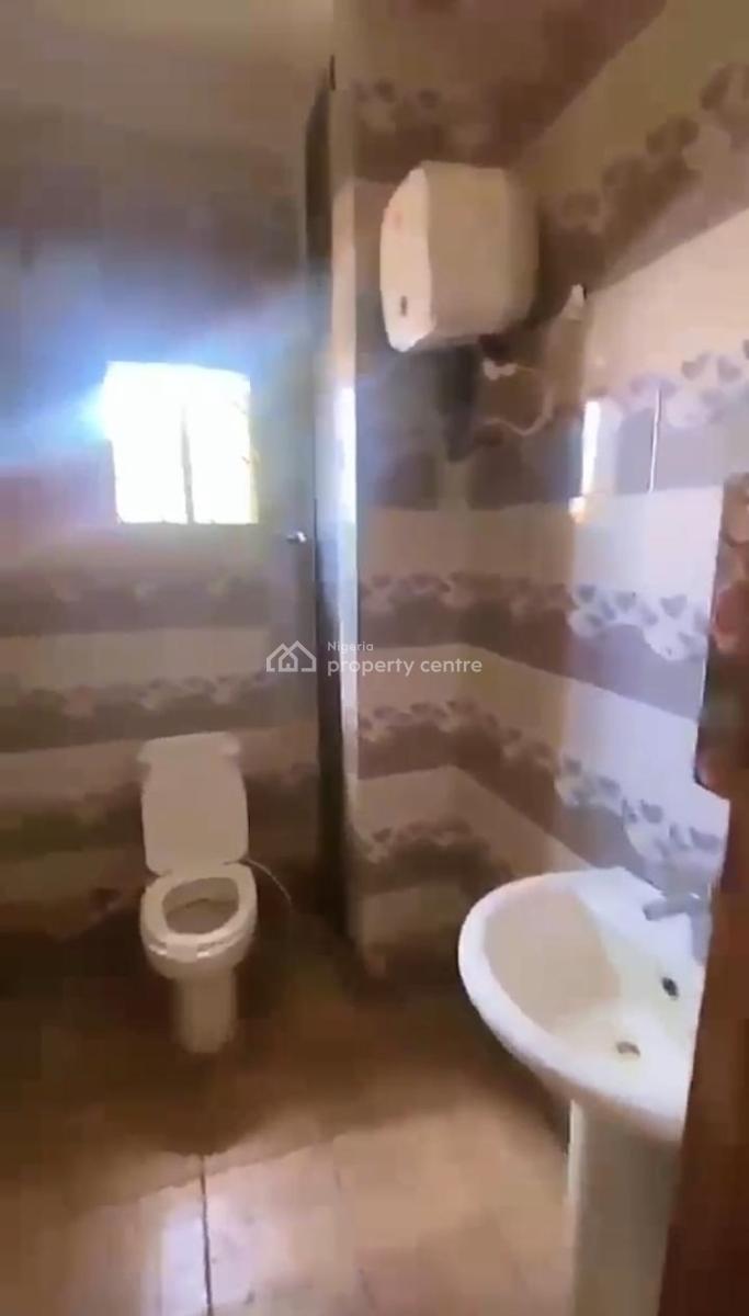 Lovely 2bedroom Flat, Off Goodluck, Ori-oke, Ogudu, Lagos, Flat / Apartment for Rent