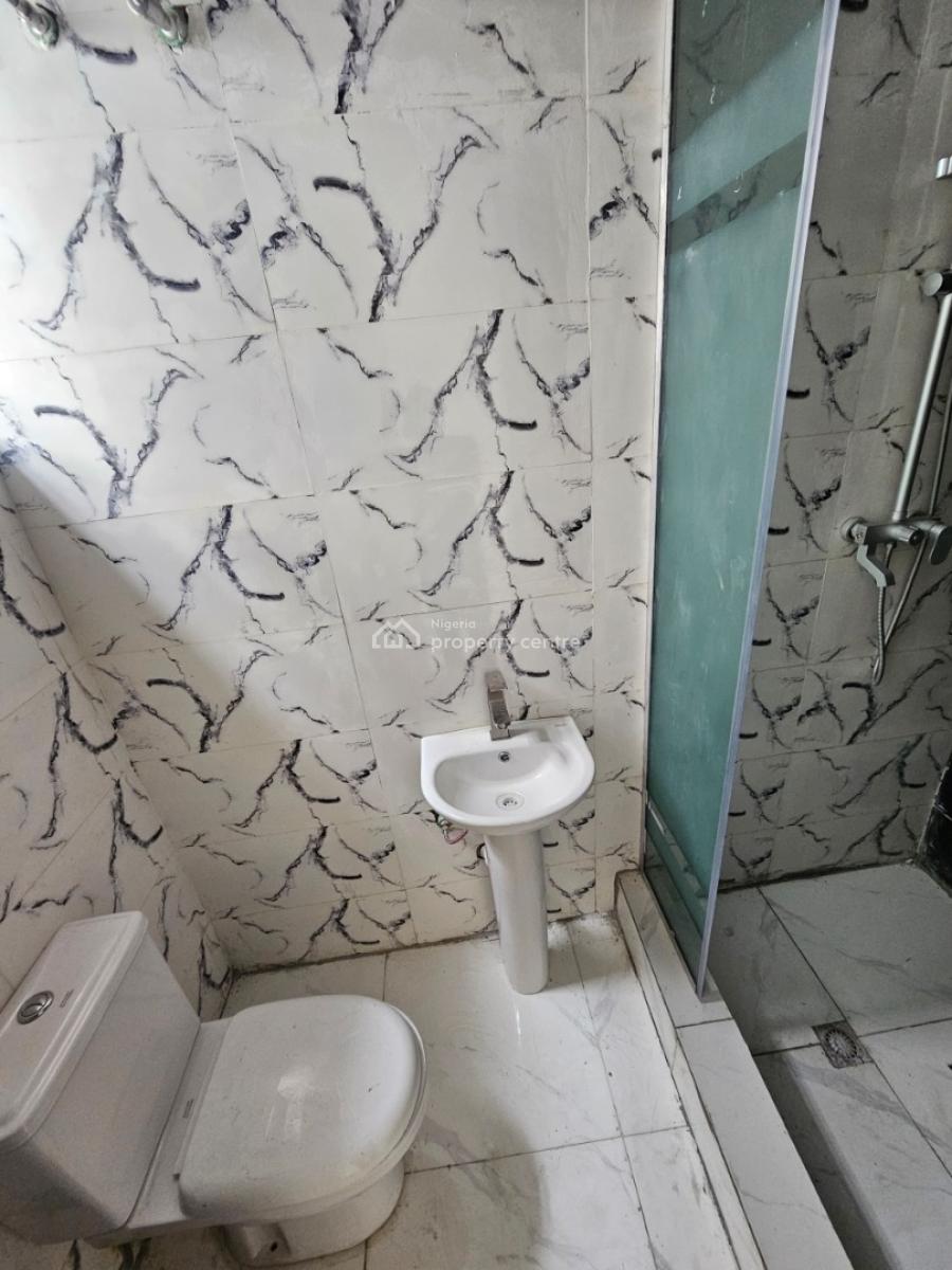 Well-finished 4-bedroom Semi-detached Duplex  with Bq, Ikota, Lekki, Lagos, Semi-detached Duplex for Sale
